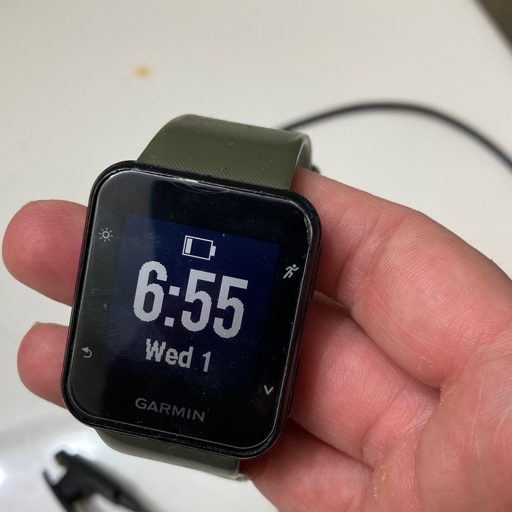 Garmin Forerunner 35 smart watch